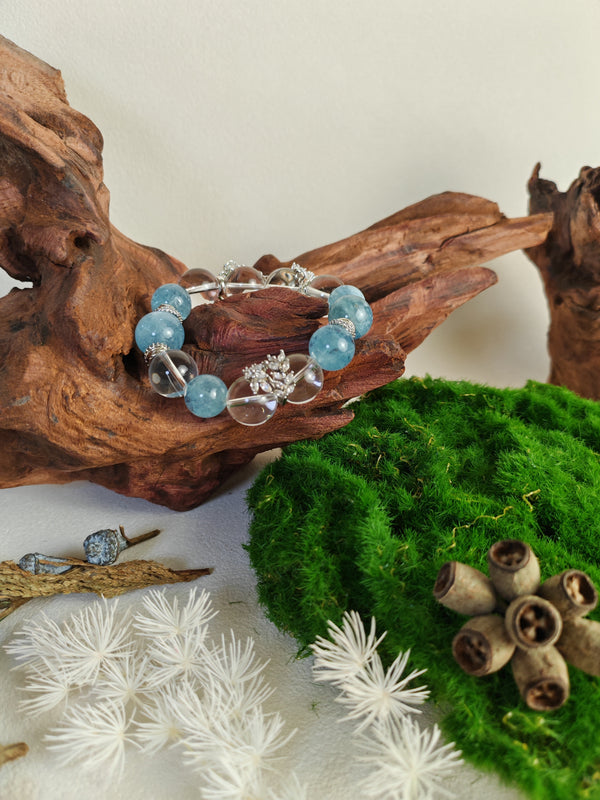Natural Hainan Baobai crystal bracelet, a perfect combination of natural texture and fresh design